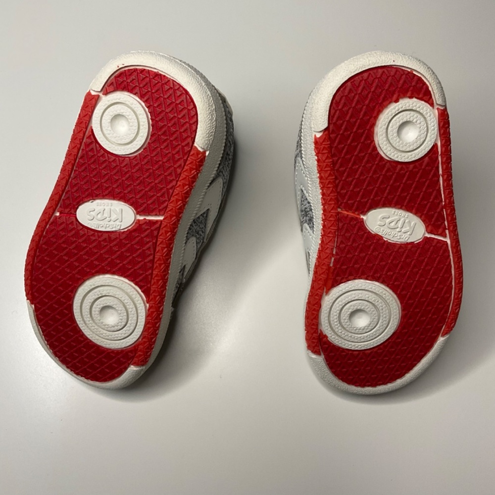 Dr. Scholl’s Kids Kameron Velcro Strap Sneaker Size 6 Toddler - Picture 8 of 8